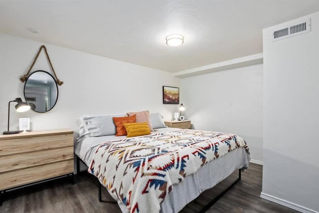 #Stayinmydistrict Twin Falls Pendleton Chic Suite Buitenkant foto