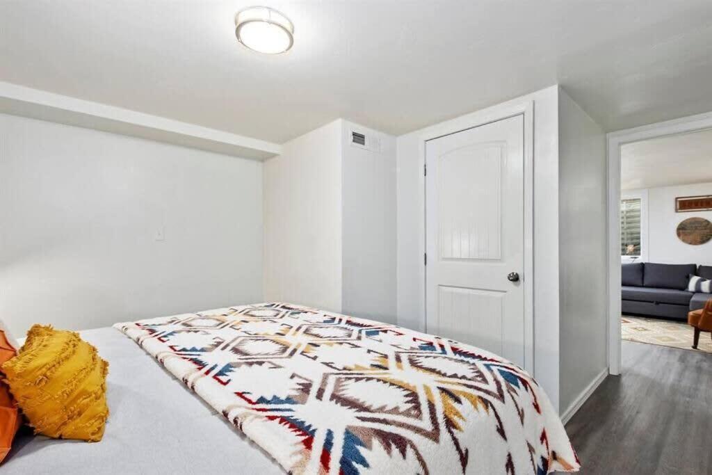 #Stayinmydistrict Twin Falls Pendleton Chic Suite Buitenkant foto